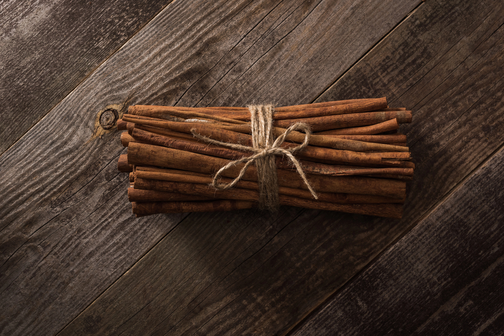 A bundle of cinnamon sticks